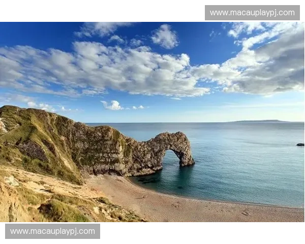 蓝色灵魂的终极对垒：当伦敦桥遇上鲁尔区的矿坑